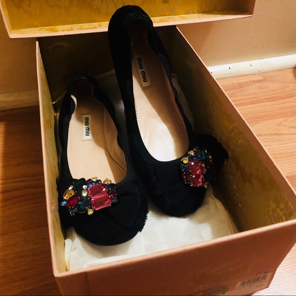 Final Sale‼️Miu Miu Suede Ballet flats crystal